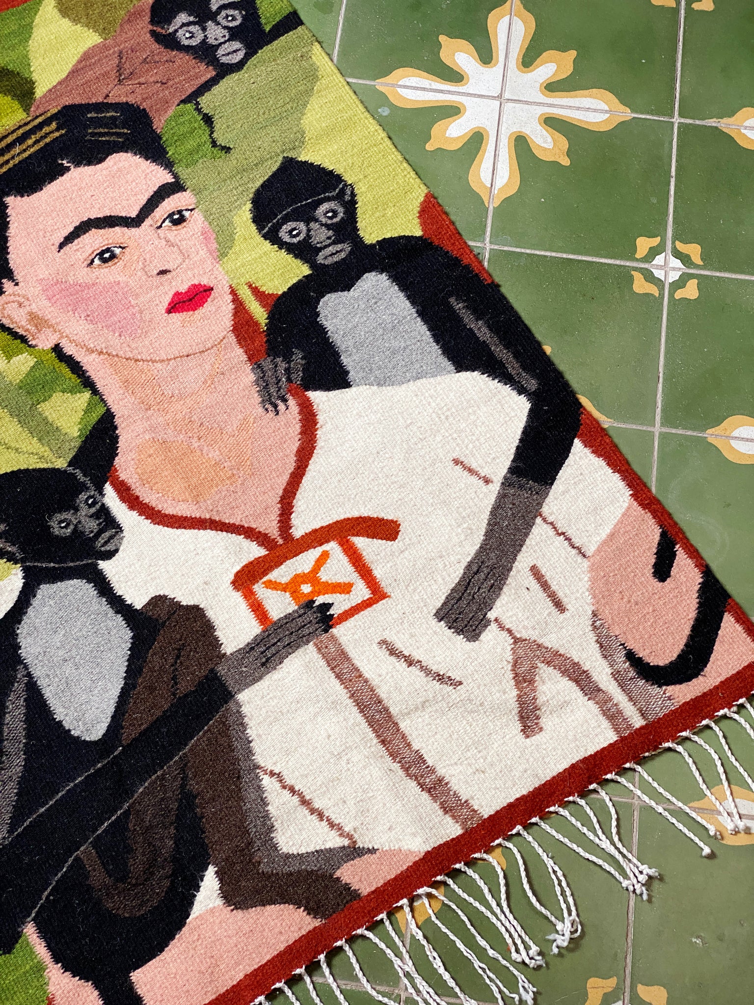 Frida with Monkeys Fiber Art Tapete Wool Rug