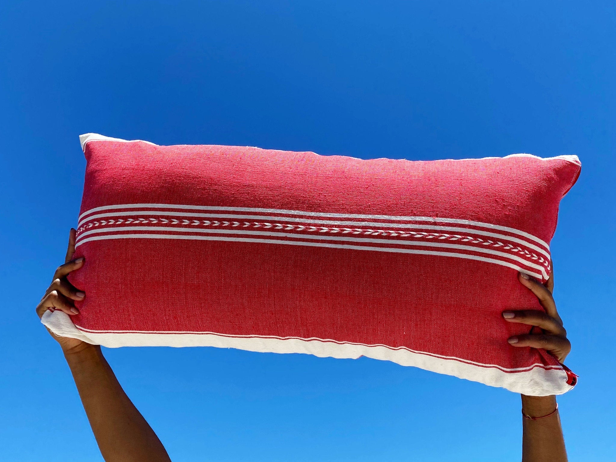 Long Lumbar Pillow Ensenada in Red