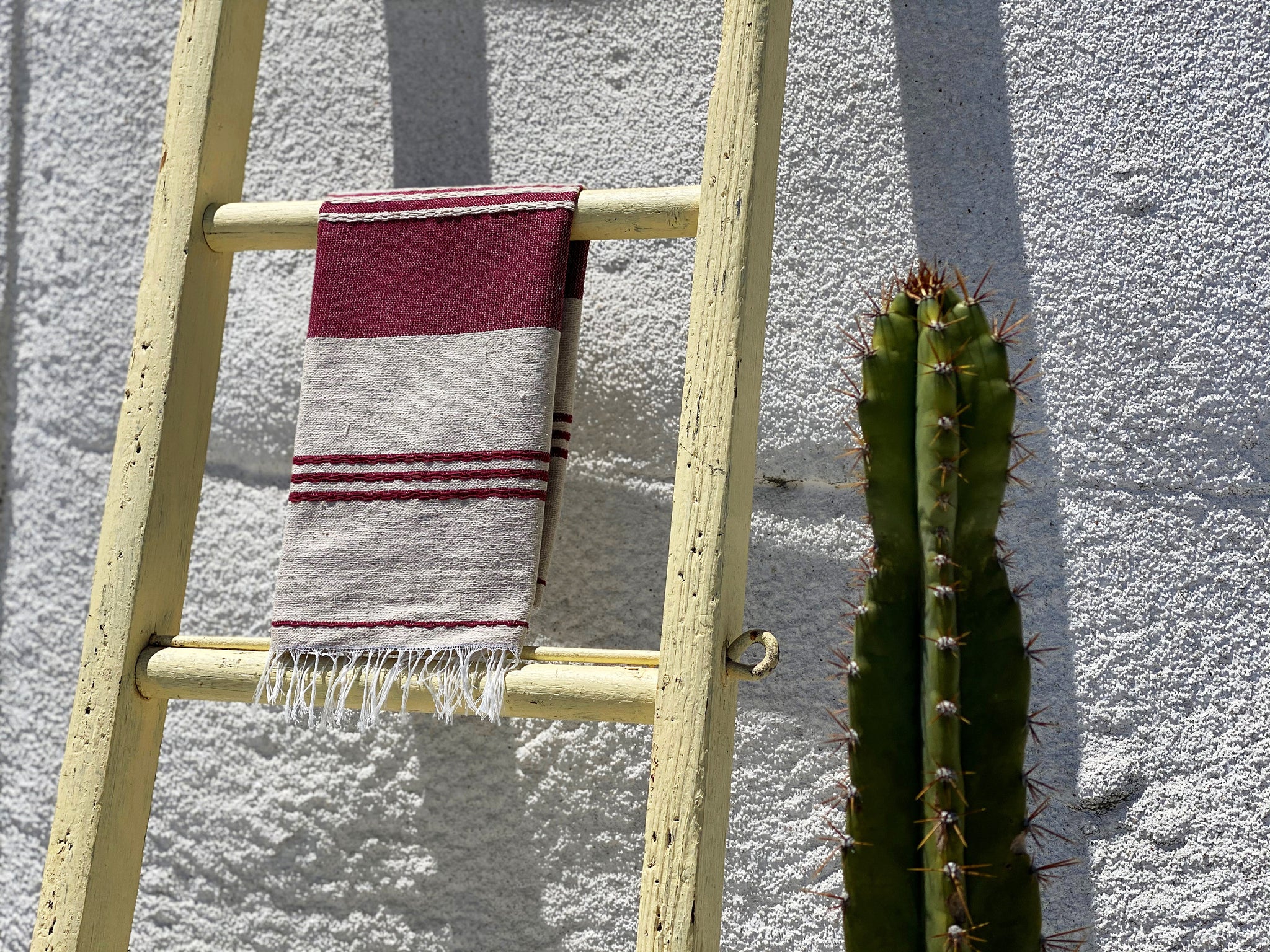 Classic Striped Cotton Hand Towel - Betabel Red + Natural